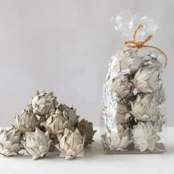 Creativeco-op New Arrivals Handmade Dried Palm Leaf Artichokes