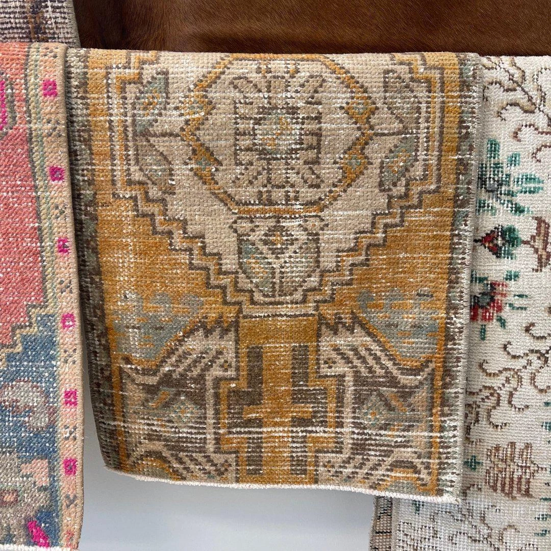 Rugser Ahunisa - Yellow & Tan Vintage Turkish Mini Rug 4 Rugser Ahunisa - Yellow & Tan Vintage Turkish Mini Rug