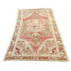 M-D Home Collection Strawberries & Cream Vintage Turkish Rug